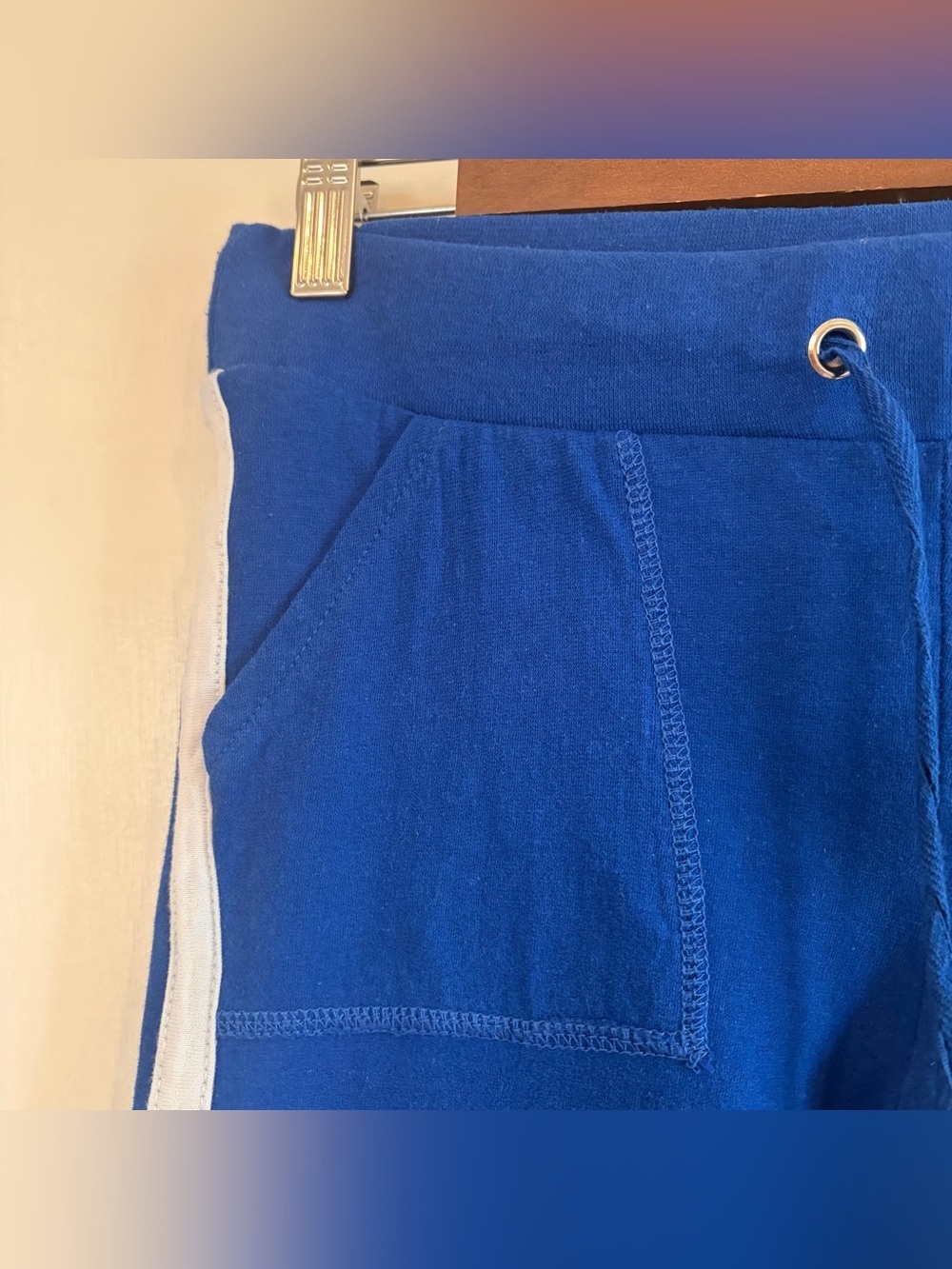 Drama Gold Jeans Company Y2K Fitted Bootcut Sweatpants. Size: Small. - Picture 4 of 7